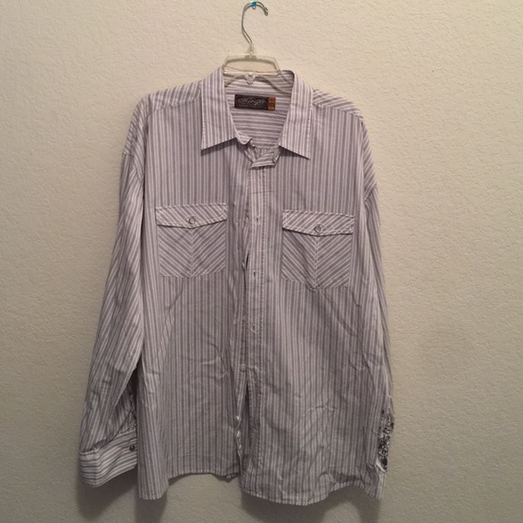 Retrofit Long Sleeve Shirt