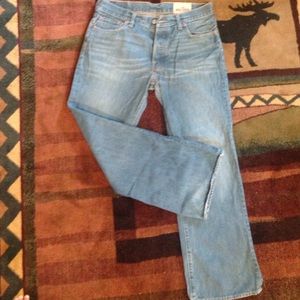 Hollister jeans