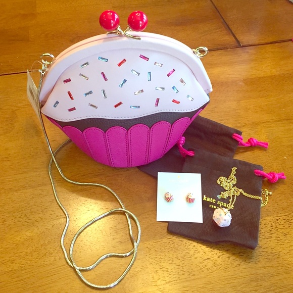 kate spade Handbags - ❗️SALE❗️💥🆕 BNWT Cupcake Kate Spade Crossbody