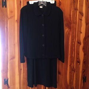 Comfortable and Classy Suit with Long Skirt