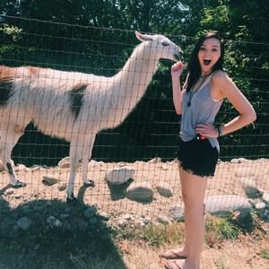 Meet your Posher, Kayla