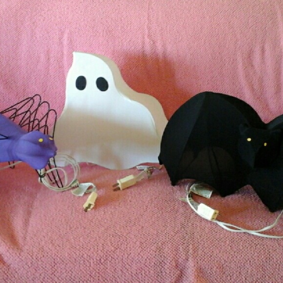 Bundle  of 3 lighted Halloween decorations
