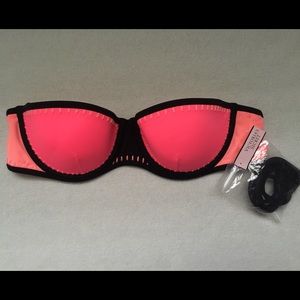 Victoria's Secret 34B Bandeau Bikini Top