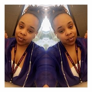 Meet your Posher, Genna