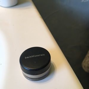 Bare minerals eyeshadow in pashmina glimmer