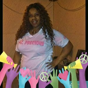 Meet your Posher, Precious