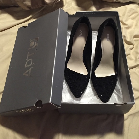Suede black heels.