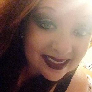 Meet your Posher, Kay