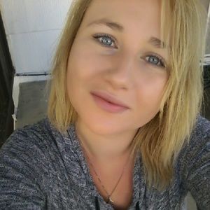 Meet your Posher, Anistasia