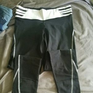 Pink skinny leg yoga pants