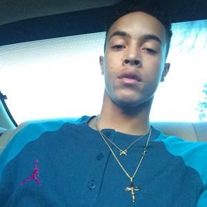 Meet your Posher, Cory