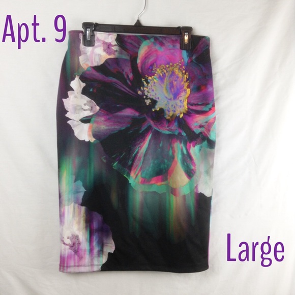 Apt. 9 Floral Skirt