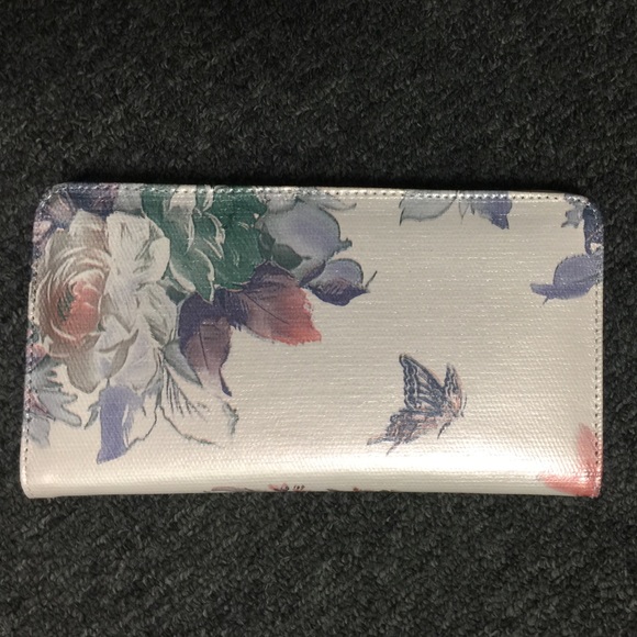 NWT Kimchi Blue snap wallet clutch - UO