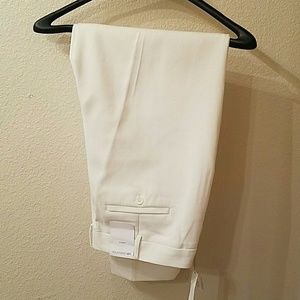 Liz Claiborne Marshmallow size 12 ankle pants