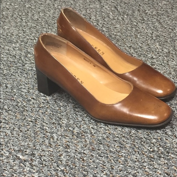 ❤️️ ❣️ SOLD❣️PRICE IS FIRM! Ralph Lauren  Loafer
