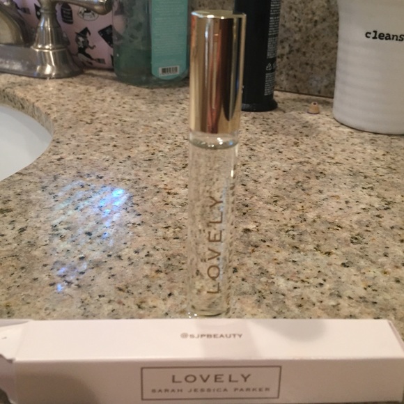 LOVELY by Sarah Jessica Parker