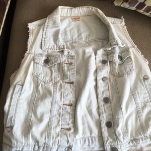 Light denim Jean vest