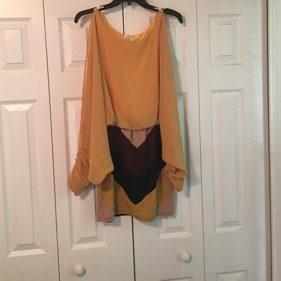 Beautiful dress!