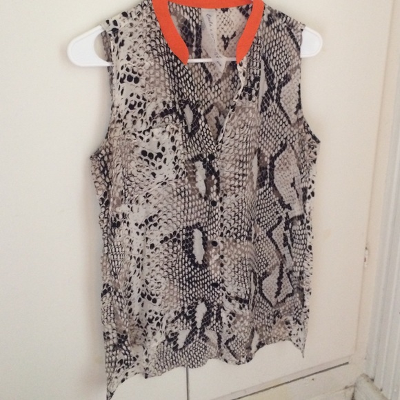 Snake print 100 silk button down top orange collar