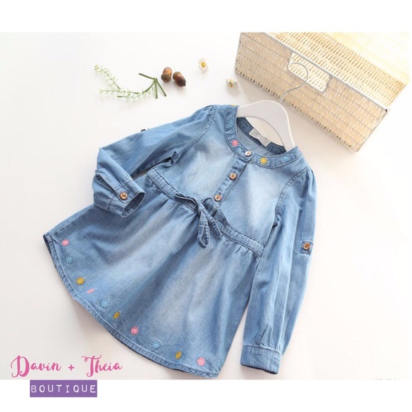 HP 6X 💖Floral Embroidered Chambray Dress - Picture 2 of 4