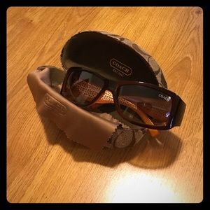 Coach sun glasses