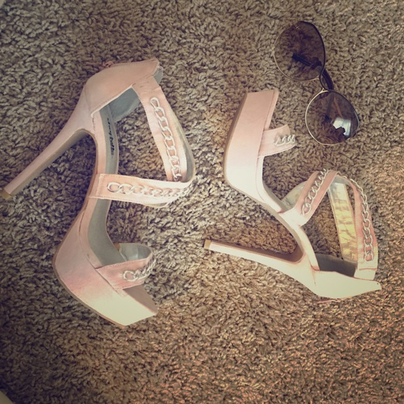 Charlotte Russe Shoes - Pink heels/NEW
