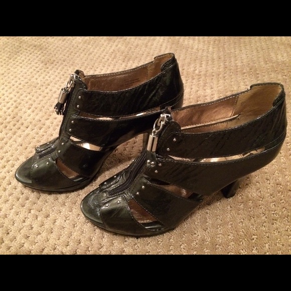 Fashion heels