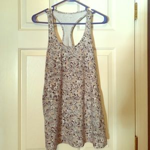 Lululemon tank top