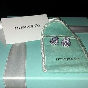 Tiffany & co Heart earring with Card and pouch