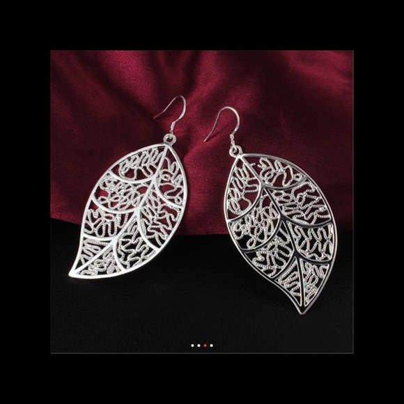 S925 leaf Earrings - Picture 2 of 4