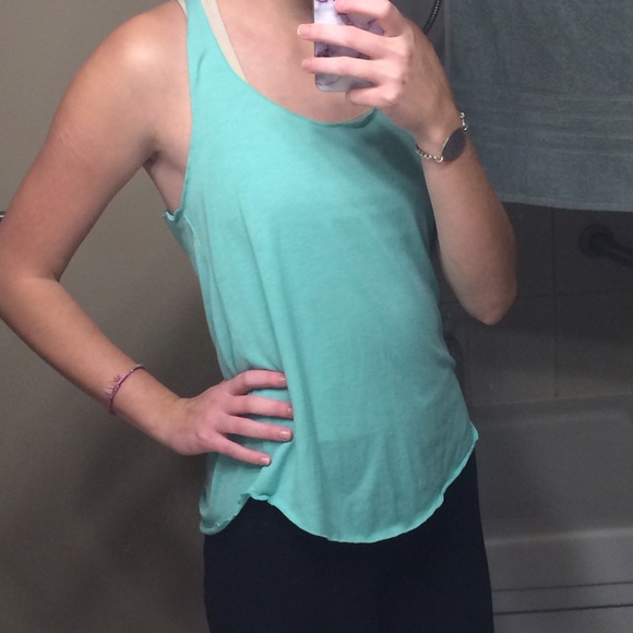 Cute summer or undershirt!