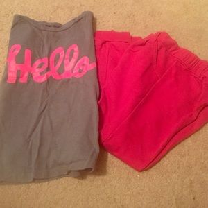 "Hello" matching top/Bottom