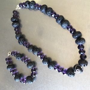 Black and purple necklace and bracelet set