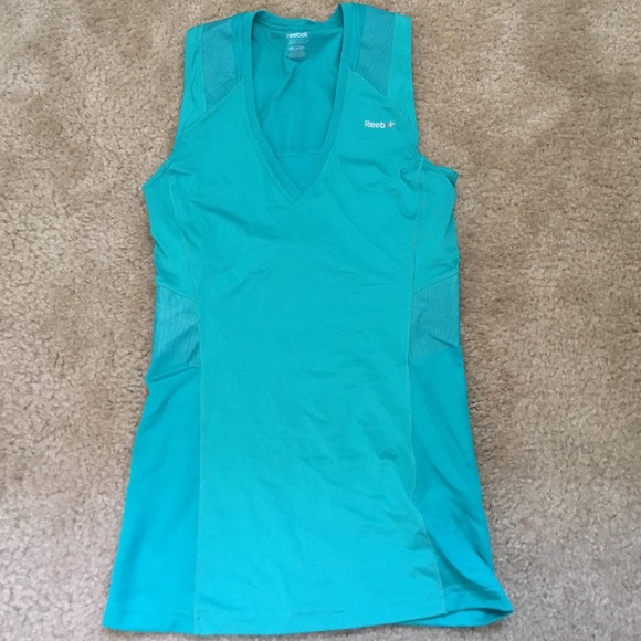 New Reebok workout shirt