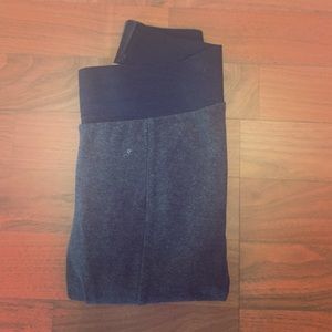 Charcoal thick higher waist leggings.