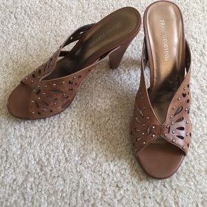 Opened-Toe Thicker Heel