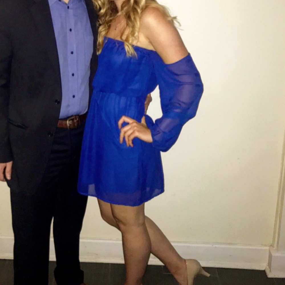 • Boutique Strapless Cold Shoulder Dress Royal •