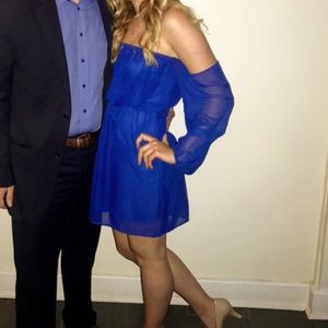 • Boutique Strapless Cold Shoulder Dress Royal •