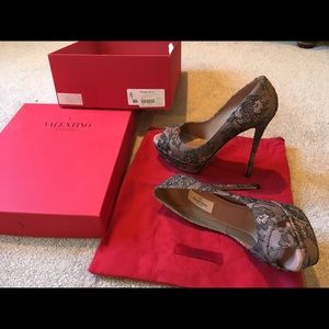 Sexy Valentino Platform Heels!