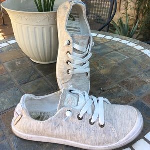 1 HOUR SALE ❤️ ROXY CASUAL SHOES