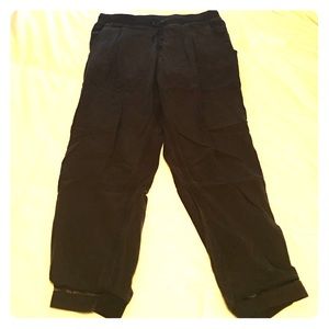lululemon joggers in black Tencel size 8