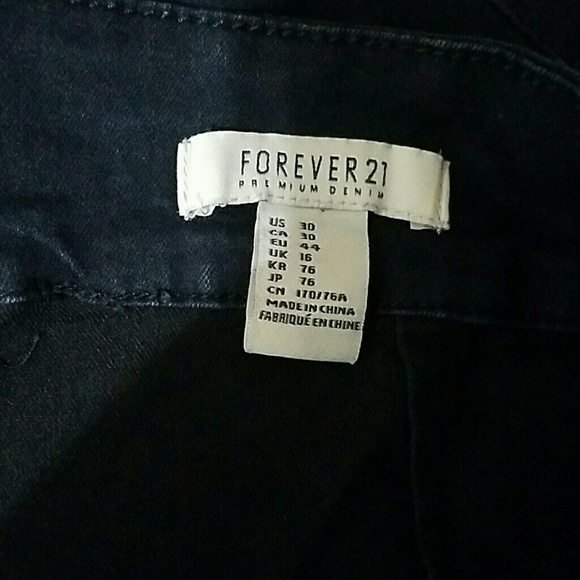 Forever 21 High Rise Shorts - Picture 3 of 3