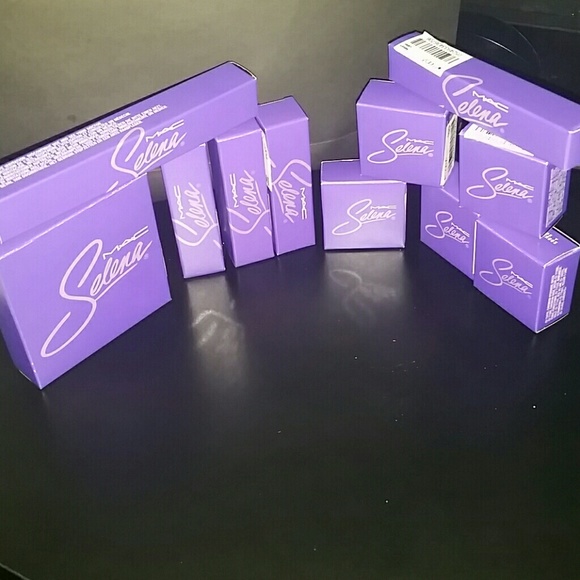 (SOLD)****Selena MAC Collection - Picture 3 of 3