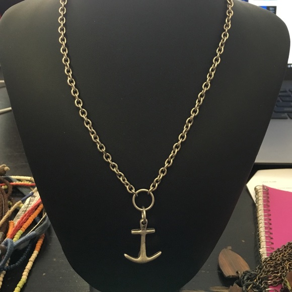 American Eagle Outfitters anchor ⚓️ necklace