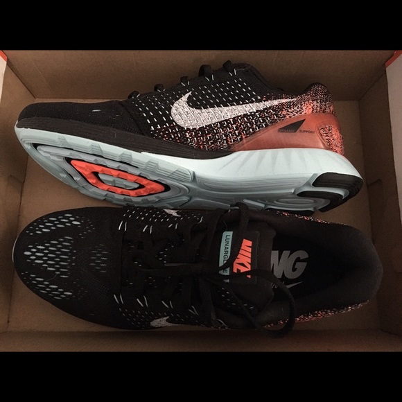 Nike shoes Lunarglide