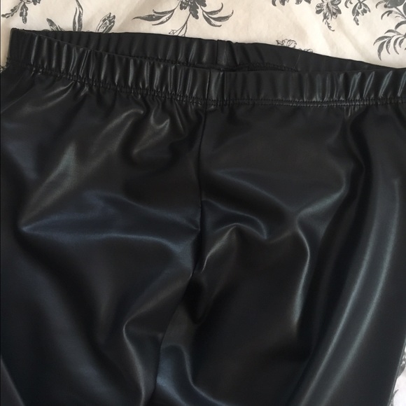 Faux leather leggings
