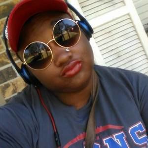 Meet your Posher, Janeshia