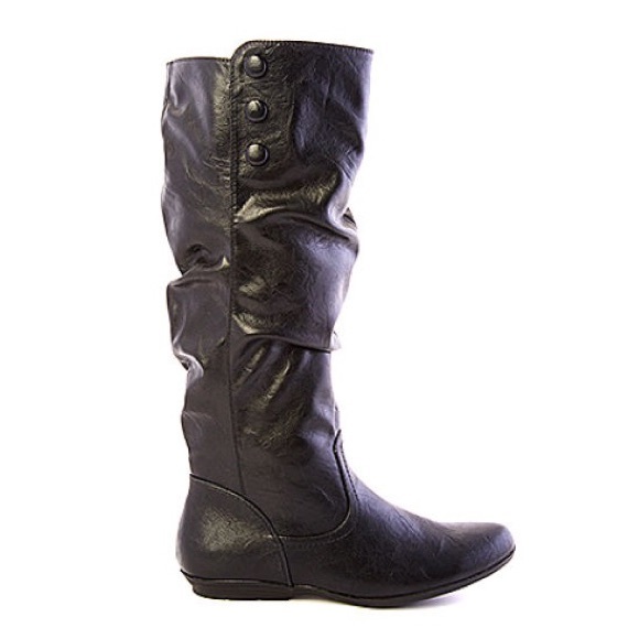 Cliff by White Mountain Fighter Tall Boots