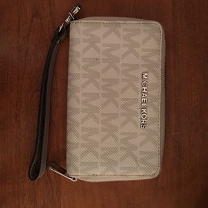 Michael Kors wallet