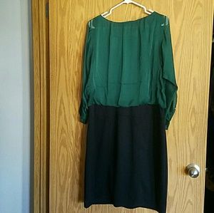 The Limited Dresses - NWT The Limited 2 in 1 Green Dress sz 14 The Limited Dresses - NWT The Limited 2 in 1 Green Dress sz 14